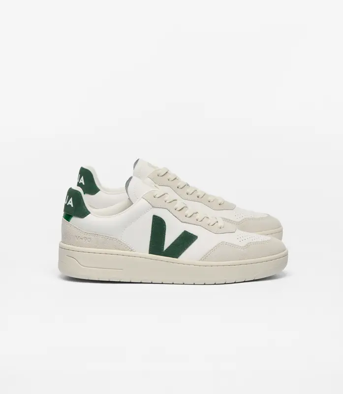 VEJA V-90 LEATHER WHITE CYPRUS