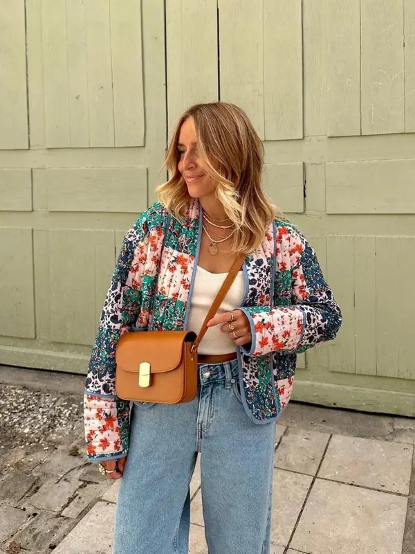 Veste vintage à carreaux doux pour un style sans effort